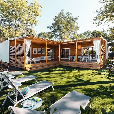 Club Del Sole Tenuta Primero Family 4* גראדו